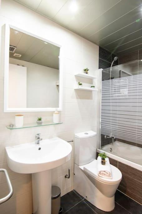 Seahomes Vacations - Acacias Beach&chic Appartement
