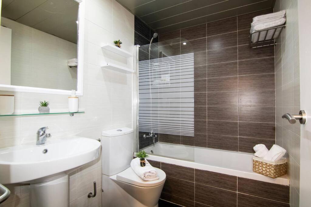 Seahomes Vacations - Acacias Beach&chic Appartamento